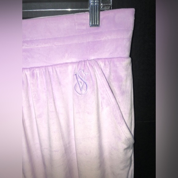 ⛵️Victoria’s Secret On Point Lavender Plush Velour Joggers - Picture 7 of 13